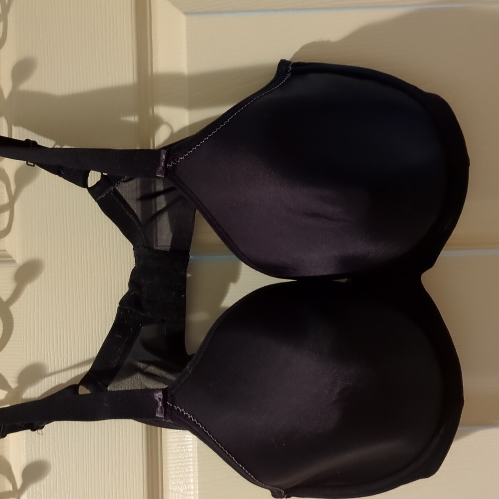 Black molded cup bra